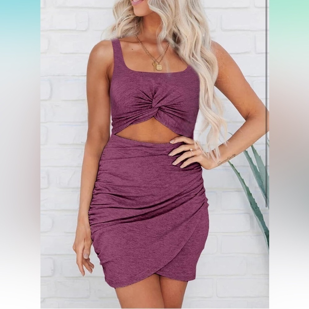 Sundress 2025 Summer Sleeveless Cut
Out Twist Bodycon Dress Wrap Dresses…
8071